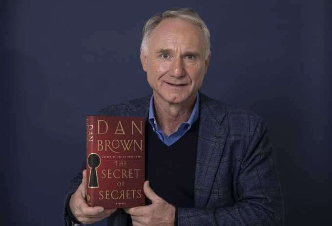 Dan Brown ra tiểu thuyết mới