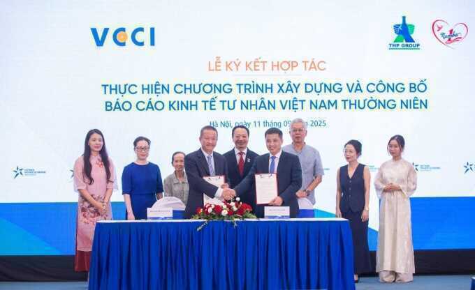 Tân Hiệp Phát đồng hành VCCI triển khai Báo cáo kinh tế tư nhân
