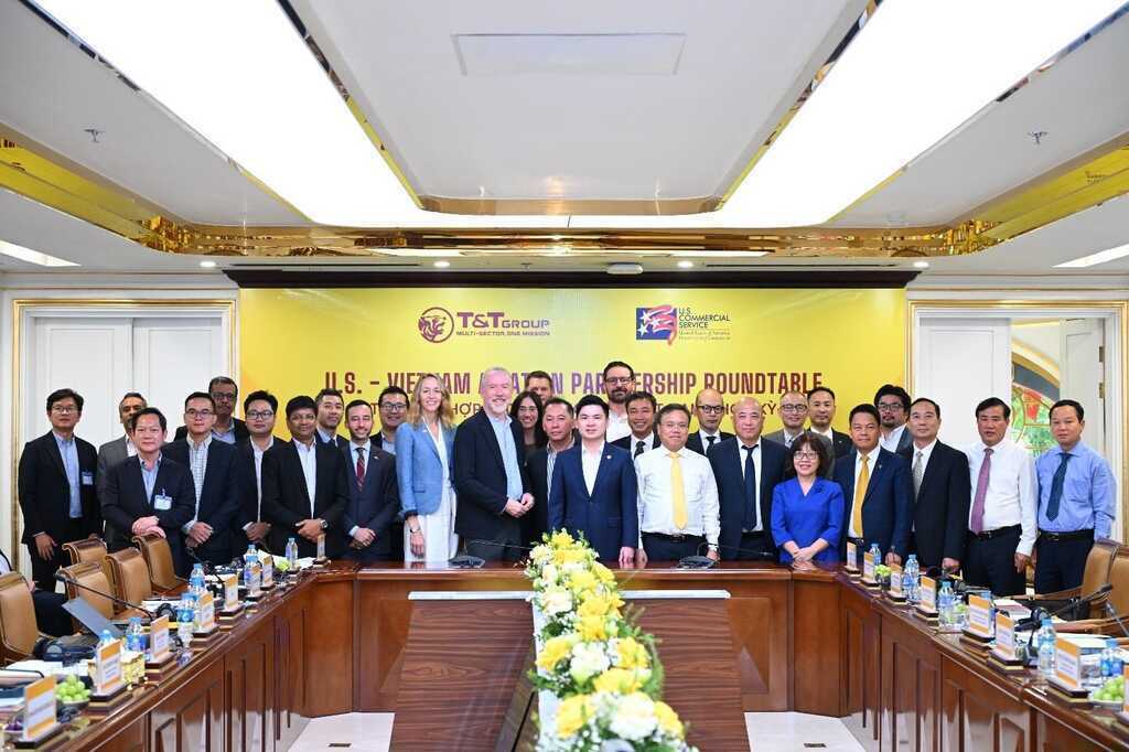 T&T Group và 15 công ty lớn của Mỹ tham gia tọa đàm về phát triển hàng không