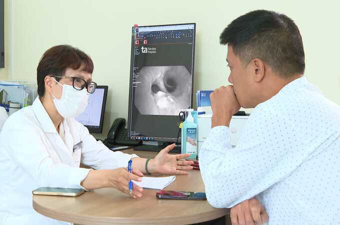 U phế quản chèn ép đường thở