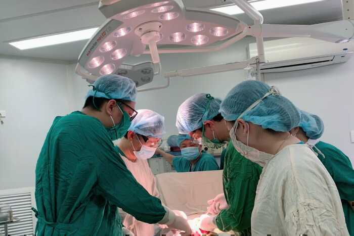 Bệnh nhân đột quỵ đã ngồi dậy, đi lại sau 30 phút cấp cứu