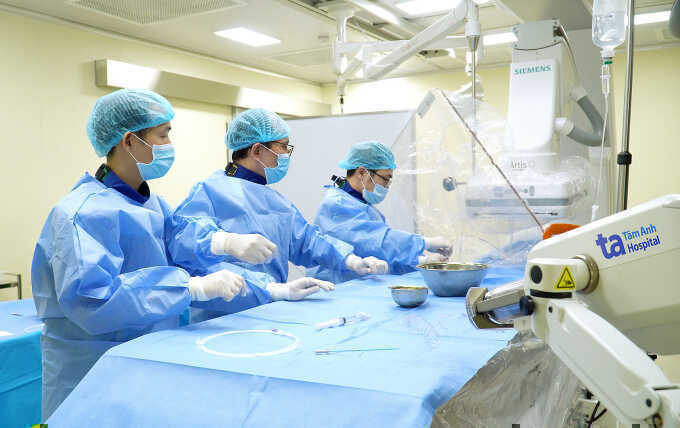 Ho ra máu do nhiễm nấm phổi