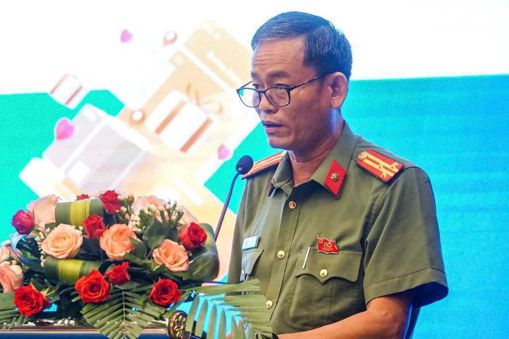 Cảnh báo quảng cáo sai qua vụ việc Quang Linh Vlogs, hoa hậu Thùy Tiên