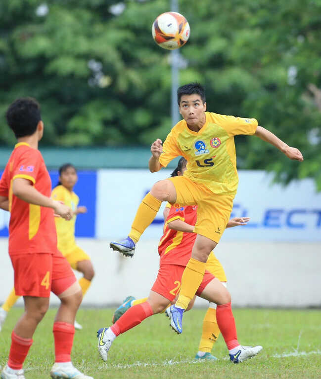 Vòng 6 giải bóng đá nữ VĐQG 2025: TPHCM I lấy lại ngôi đầu từ Hà Nội