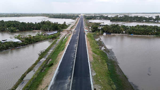 Cao tốc Hậu Giang - Cà Mau thông xe