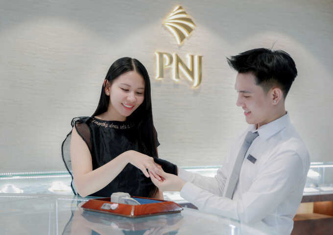 PNJ báo lãi kỷ lục