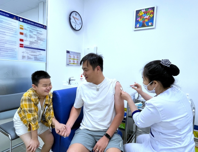 Cả nhà phòng HPV vì sợ ung thư