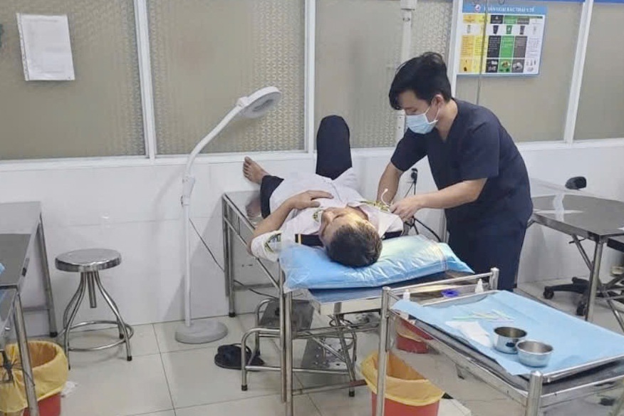 Nhắc nhở nhóm nẹt pô xe, bảo vệ khu đô thị ở Tây Ninh bị đánh gục