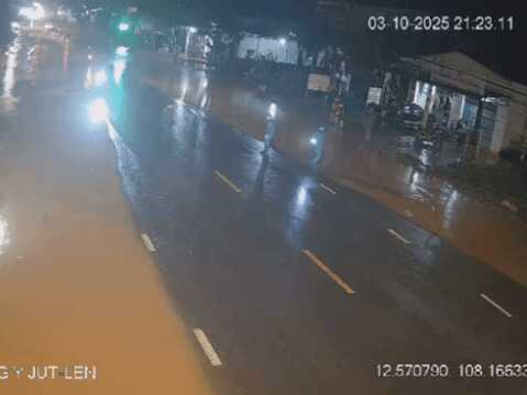 Người phụ nữ uống 8 lon bia rồi lái ô tô tông tử vong chủ tịch xã