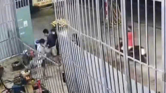 Nhóm cướp chém người về quê ăn Tết