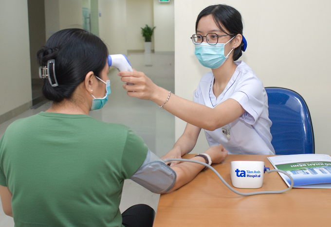 Người mẹ âm thầm chữa ung thư