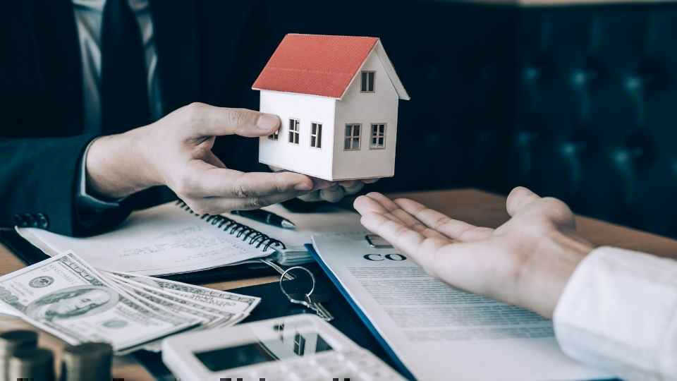 Chồng ở nước ngoài có phải về ký giấy tờ khi vợ bán nhà?