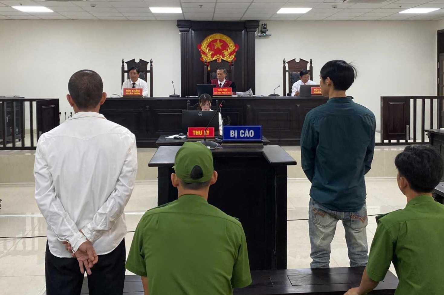 Án mạng sau lời khước từ mời uống bia