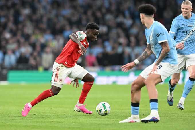 Arteta được khuyên loại bỏ Saka