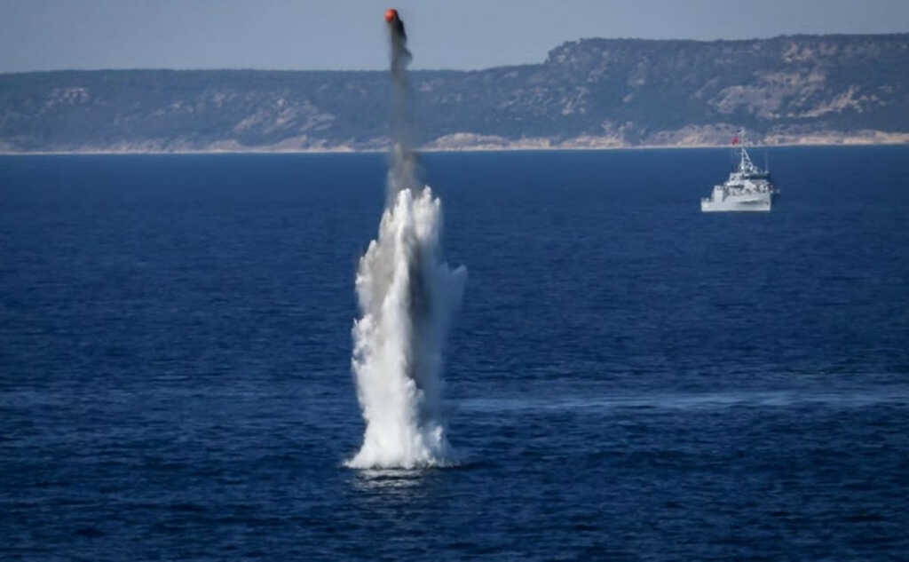 Thủy lôi EM-52 và Maham Iran công nghệ tiên tiến, làm rung chuyển eo biển Hormuz