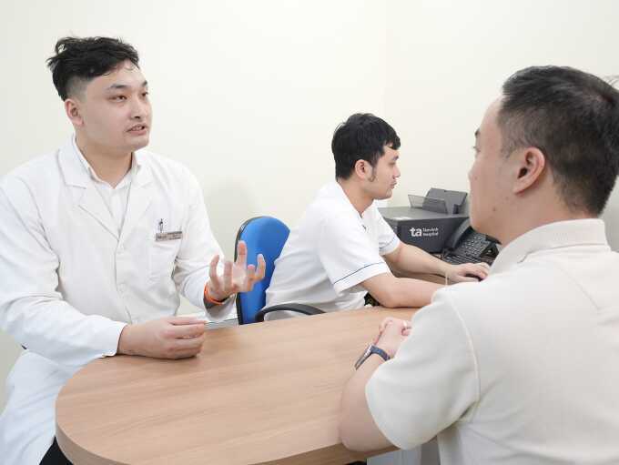 Đau họng, nuốt vướng có phải viêm họng không?