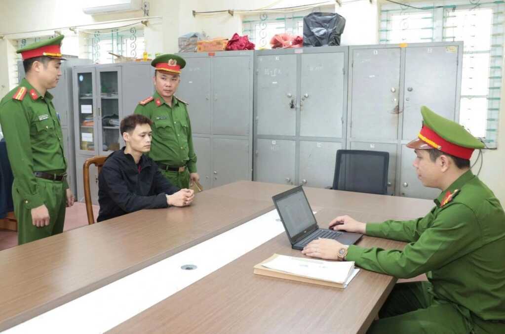 Bắt giữ thanh niên trộm tiền, vàng trong ô tô ở Hưng Yên
