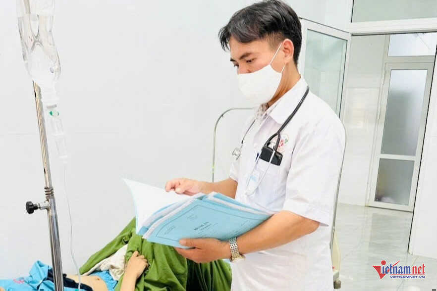 Vụ nghi ngộ độc khi ăn bánh mì tại Đắk Lắk: Số ca nhập viện tăng lên 61 người