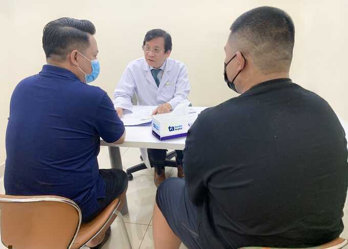 Bố mẹ cùng con giảm cân