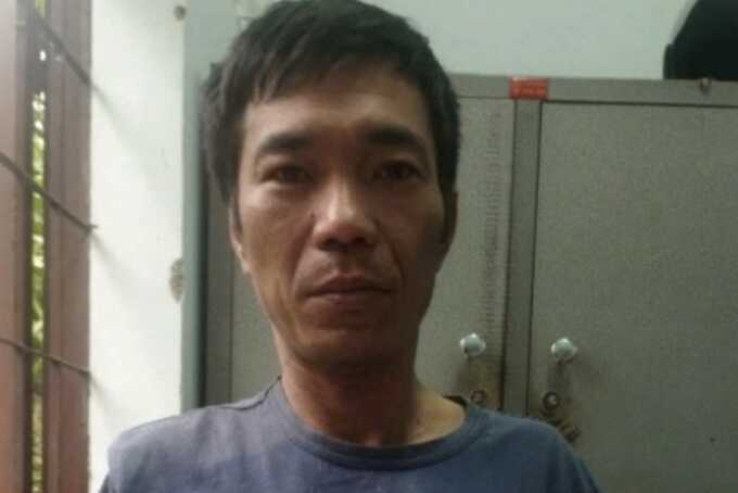 Nhốt con trong phòng rồi châm lửa đốt