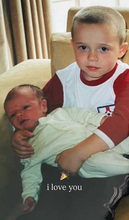 Em trai mong làm hòa với Brooklyn Beckham