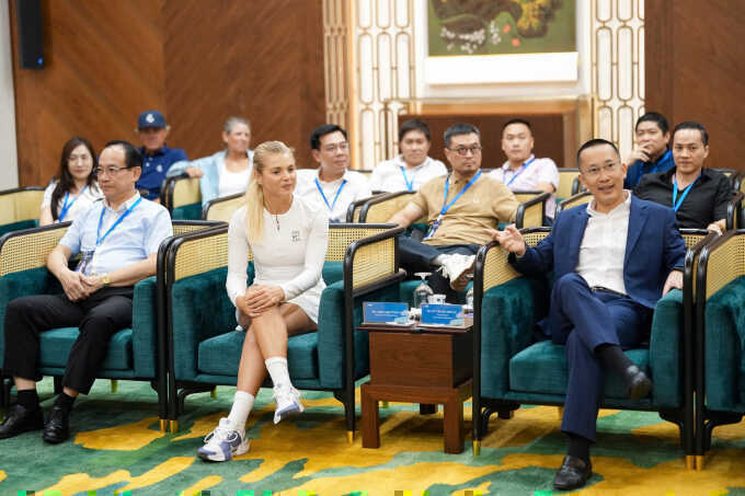 MB mời siêu sao pickleball giao lưu khách hàng SME