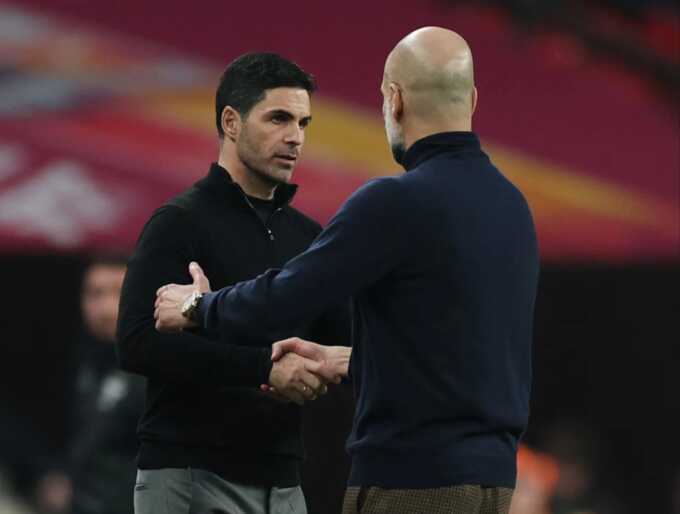 Hasselbaink: `Arteta may mắn còn tại vị ở Arsenal`
