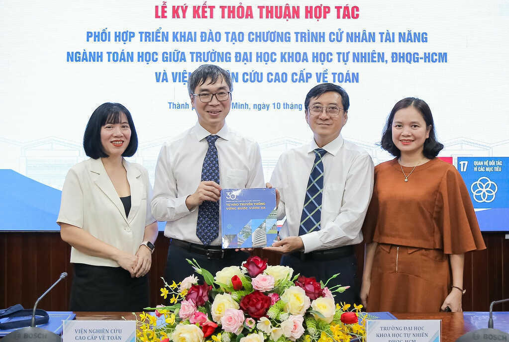 GS Ngô Bảo Châu trực tiếp tuyển chọn, cấp học bổng 15 triệu/tháng cho sinh viên Toán