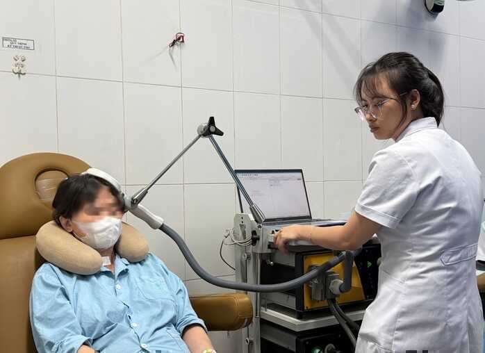 5 năm nghe “tiếng nói lạ”, người phụ nữ sống trong nỗi sợ bị truy sát