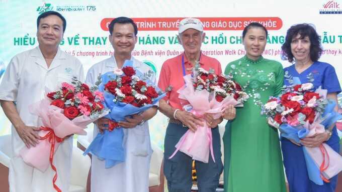 Trở lại đời thường sau nhiều năm hoại tử khớp ở tuổi 30