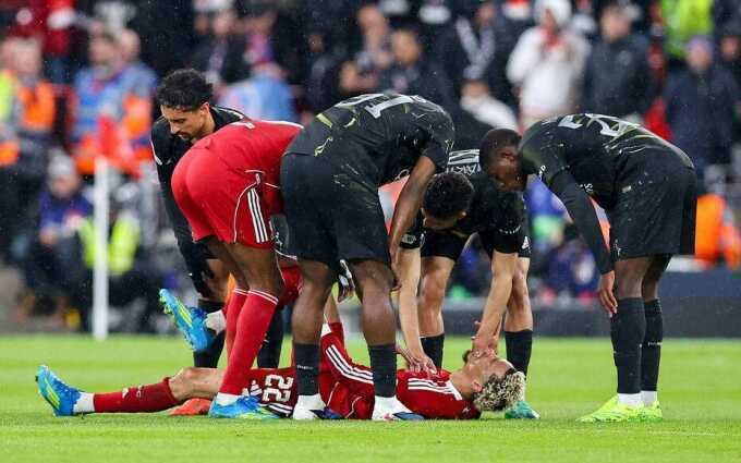 Ngôi sao Liverpool nguy cơ nghỉ World Cup