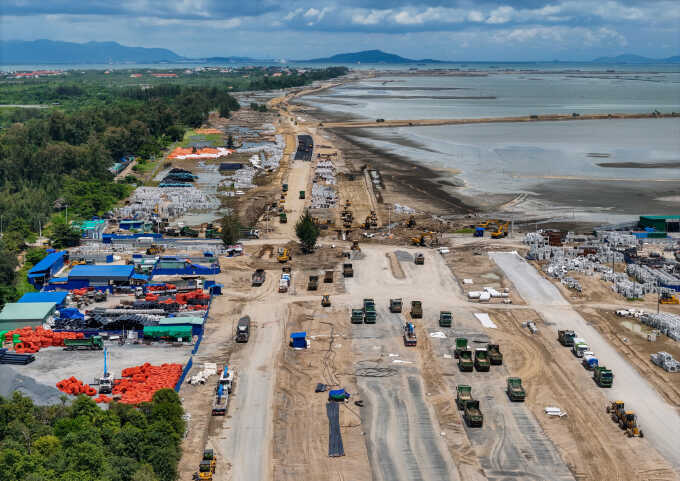 Nhà thầu xây dựng `khát` lao động