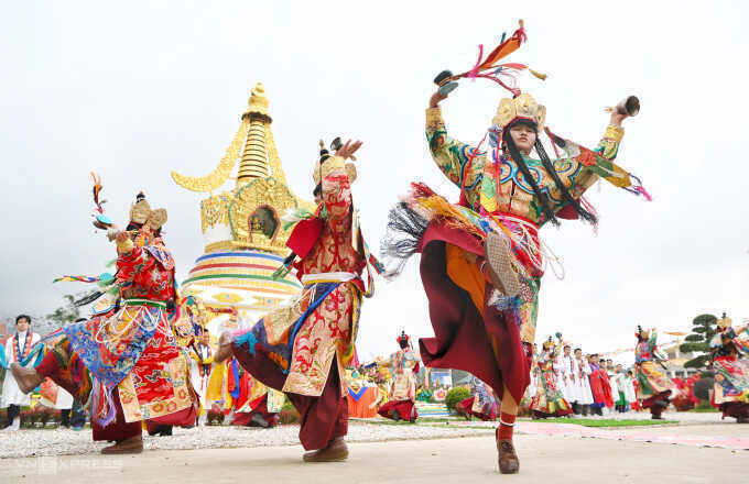 Pháp vương Gyalwang Drukpa trở lại Việt Nam