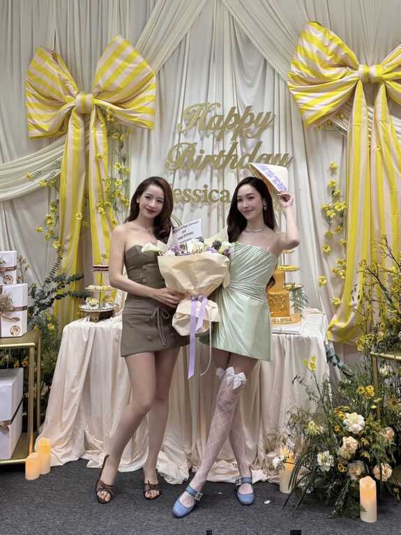 Chi Pu hội ngộ `công chúa Kpop` Jessica