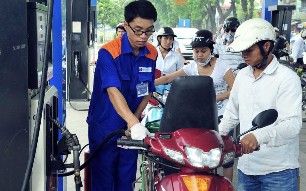 Chỉ đạo mới của Bộ Công Thương để đảm bảo nguồn cung xăng dầu