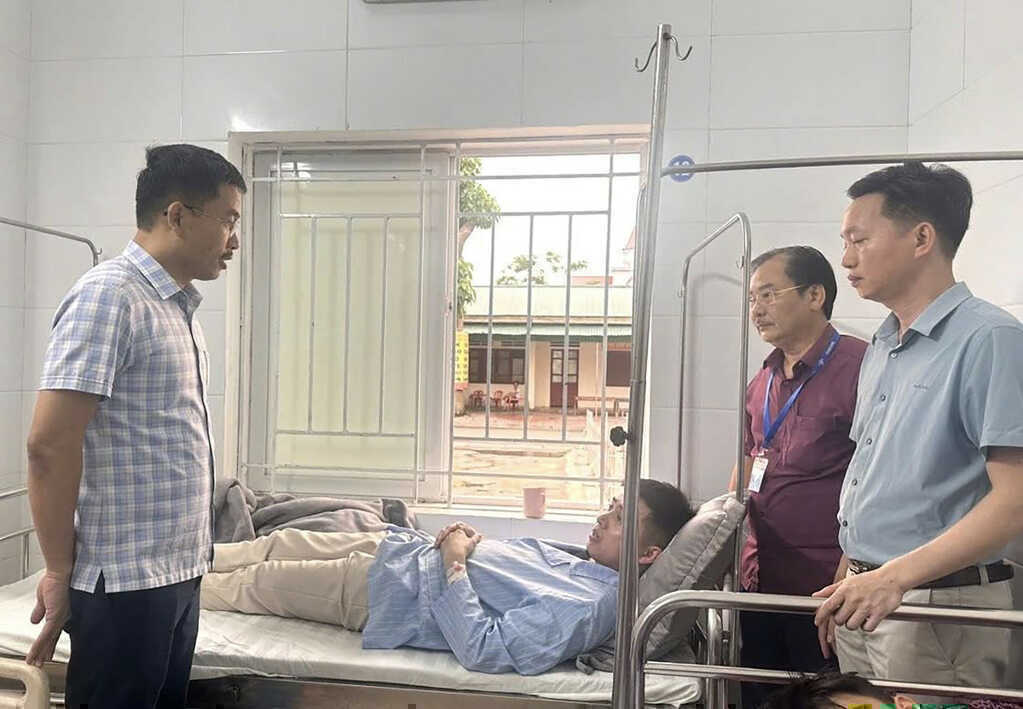 Số ca nghi ngộ độc sau khi ăn bánh mì ở Nghệ An tăng lên 59 người