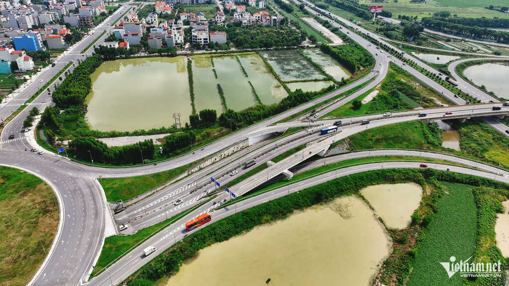 Xây nhà trên đất cha mẹ cho, chị cả ở Bắc Ninh bị các em ngăn cản khi làm sổ