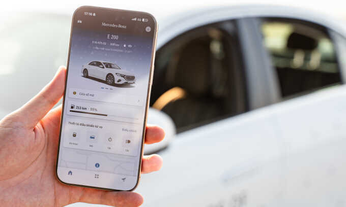 Digital Extras - trợ lý của người đi Mercedes