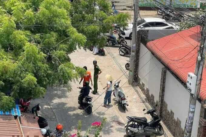 Nam sinh lớp 9 bị bạn đâm tử vong