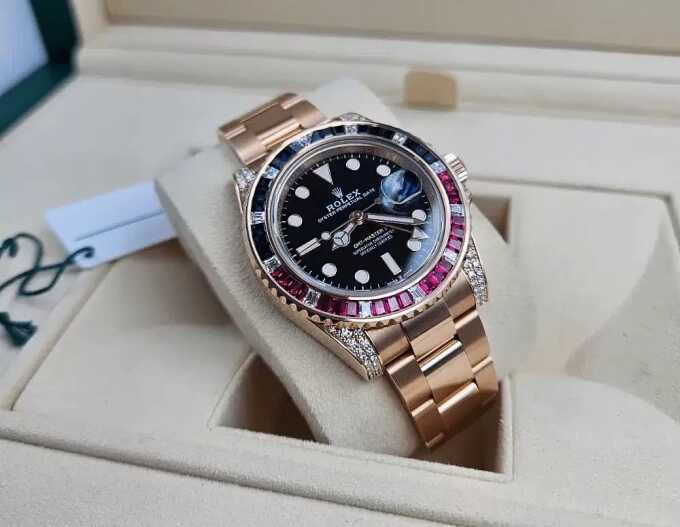 Tưởng mua hàng giả, khách mang Rolex 2,5 tỷ đồng đi lừa đổi 3 chiếc khác