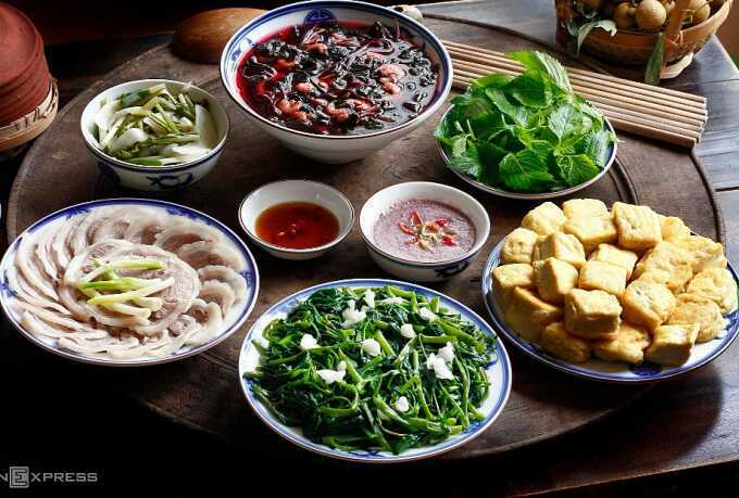 Ăn thực phẩm ôi thiu hại gan thế nào