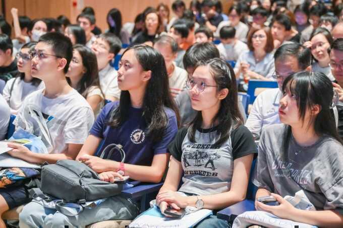 Du học sinh Trung Quốc dần rời bỏ Mỹ