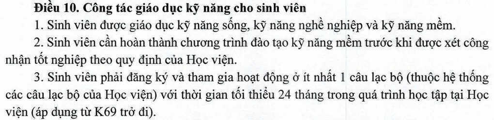 Sau phản ứng của sinh viên, trường dừng yêu cầu tham gia CLB ít nhất 24 tháng