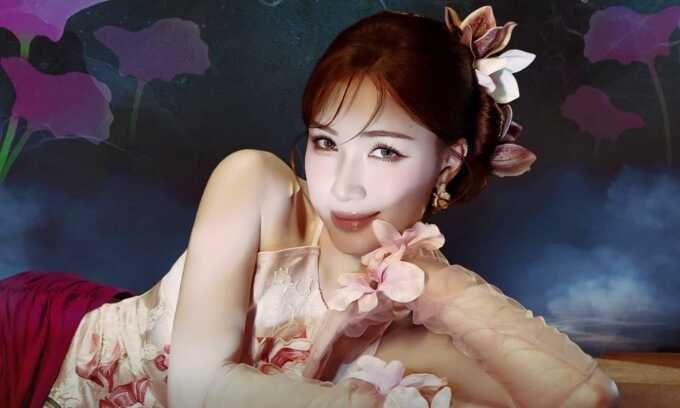 Lời ca khúc `Người Việt mình thương nhau` gây tranh luận