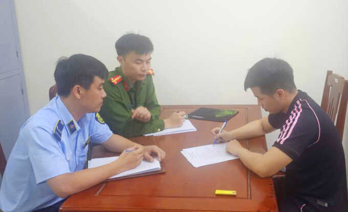 `Chặt chém` du khách, chủ bãi trông xe ở Sầm Sơn bị phạt
