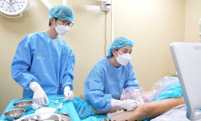 Tưởng đau xương khớp hóa suy giãn tĩnh mạch