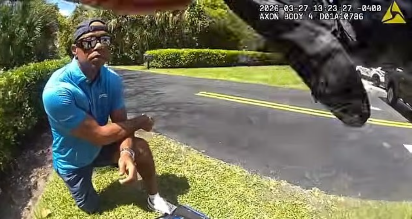 Cảnh sát công bố video bắt giữ Tiger Woods