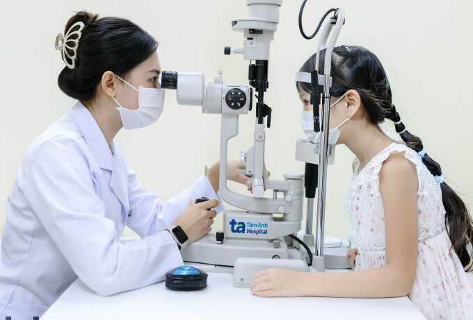 Dấu hiệu đục thủy tinh thể bẩm sinh
