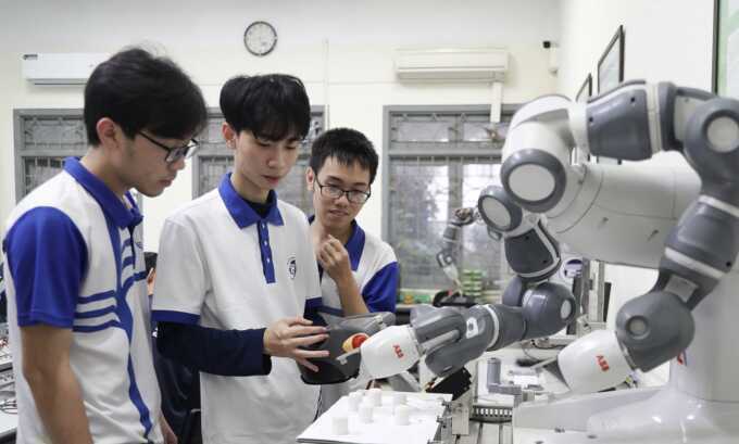 Dự kiến cấp học bổng 37-55 triệu đồng/năm cho sinh viên 15 ngành