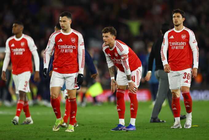 Arsenal bị loại sốc ở Cup FA